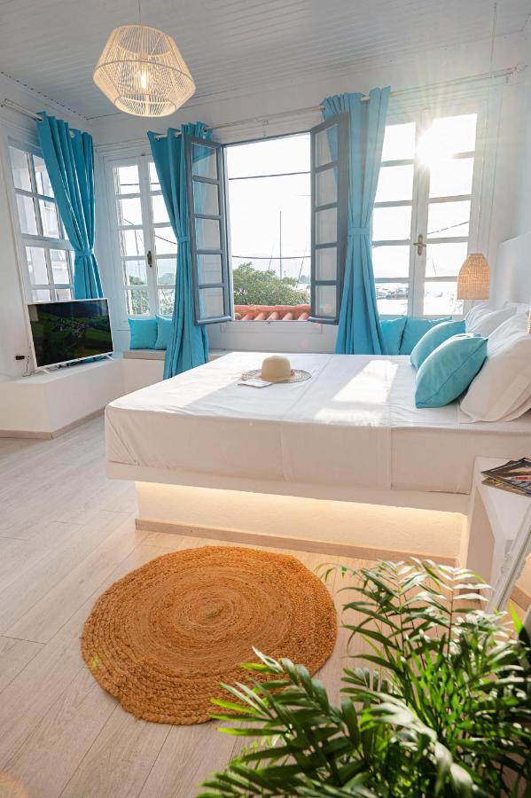 The White Rose Apartment Poros Town Екстер'єр фото