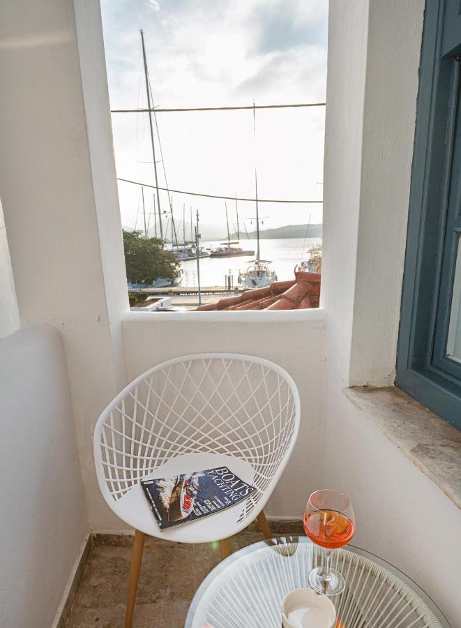 The White Rose Apartment Poros Town Екстер'єр фото