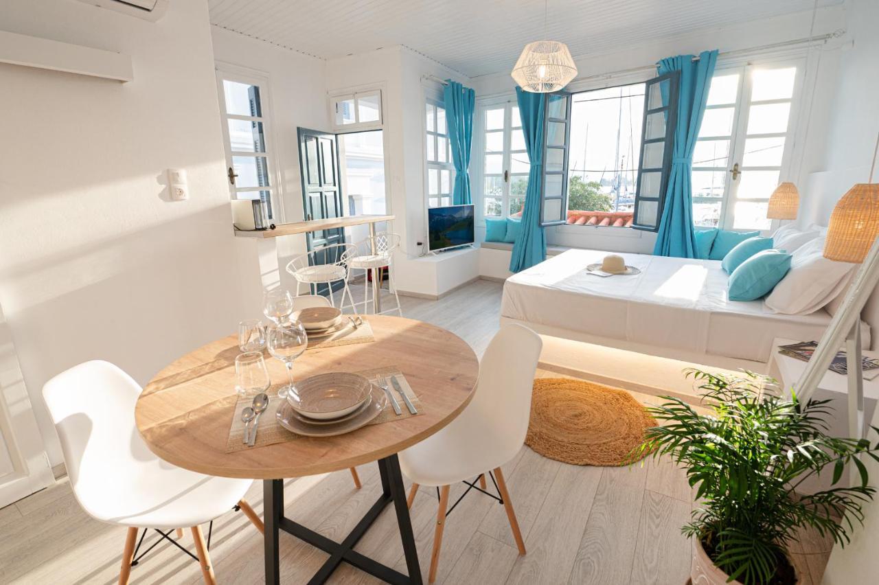 The White Rose Apartment Poros Town Екстер'єр фото