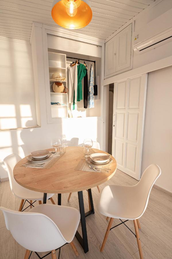 The White Rose Apartment Poros Town Екстер'єр фото