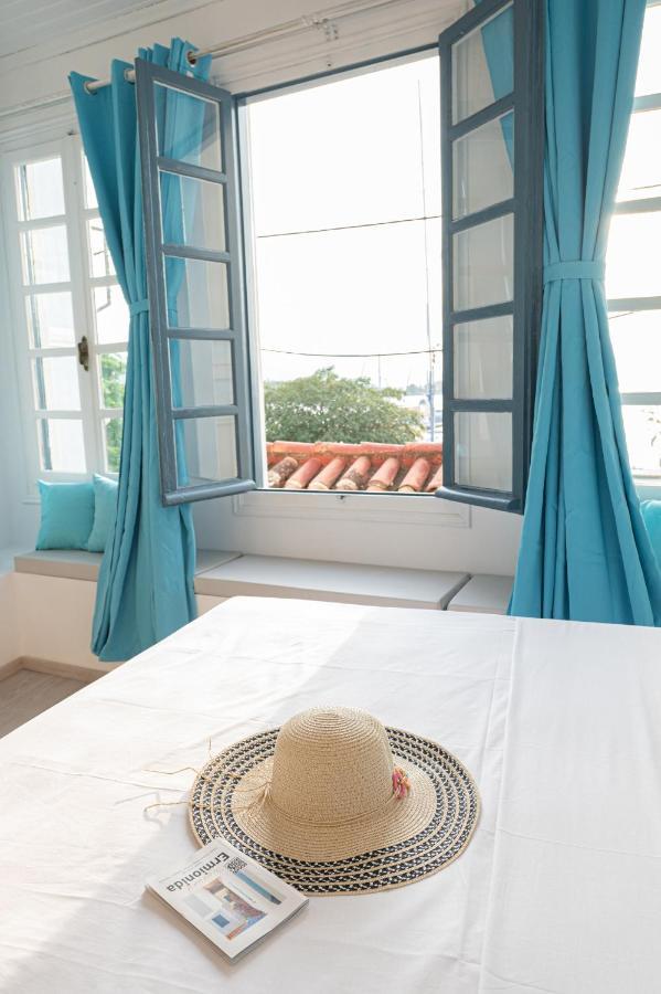 The White Rose Apartment Poros Town Екстер'єр фото