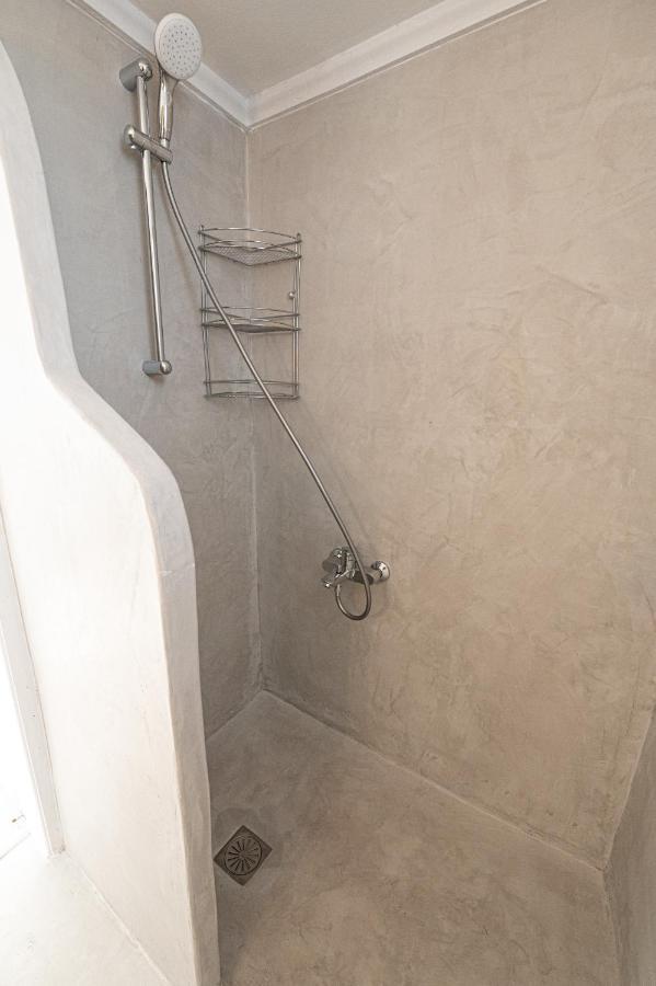 The White Rose Apartment Poros Town Екстер'єр фото